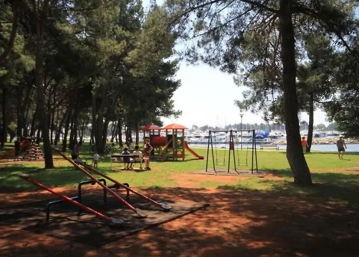 Alma Mit Blick Auf Wasser By Interhome شقة Novigrad Istria
